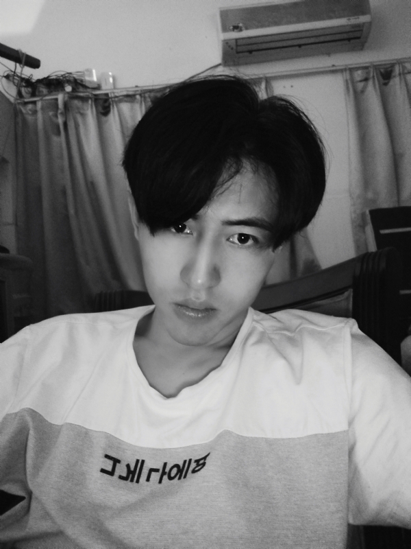 斷笔的第一张照片--深圳蓝颜知己交友网