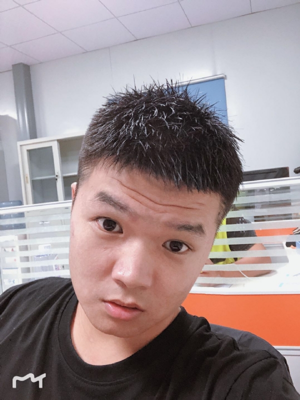 不忘初心的第一张照片--深圳蓝颜知己交友网