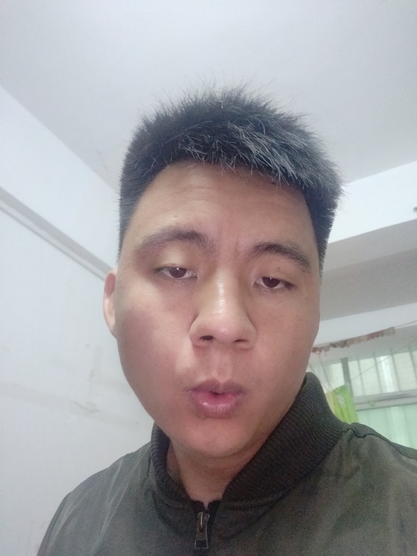 值得姓赖的第一张照片--深圳蓝颜知己交友网