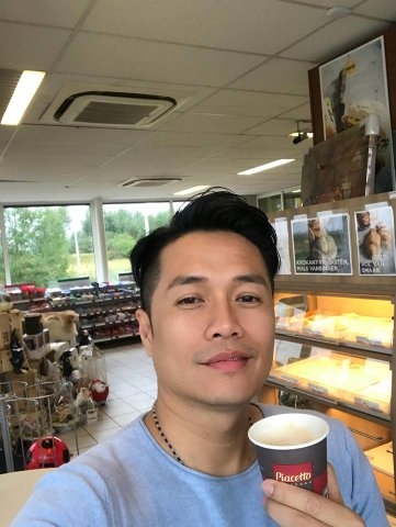 短歌的第一张照片--深圳蓝颜知己交友网