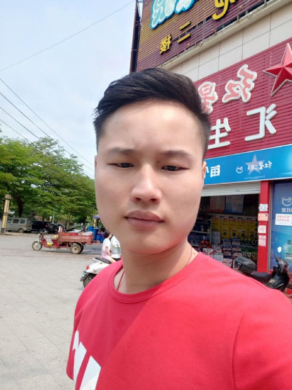 刘振军的第一张照片--深圳蓝颜知己交友网