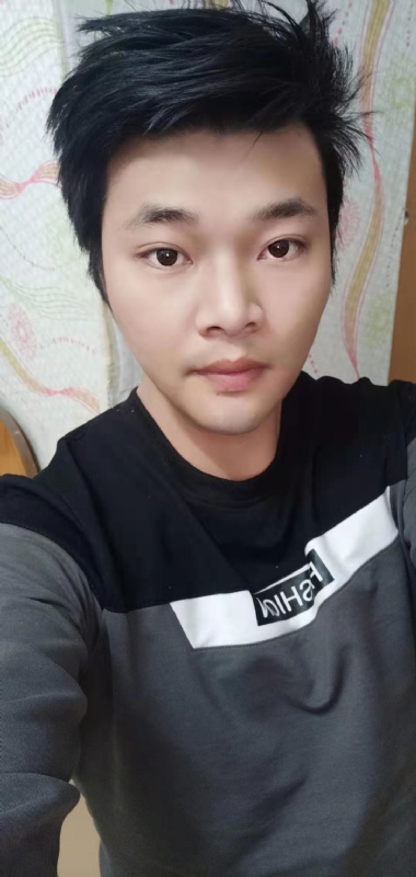 王冰的第一张照片--深圳蓝颜知己交友网