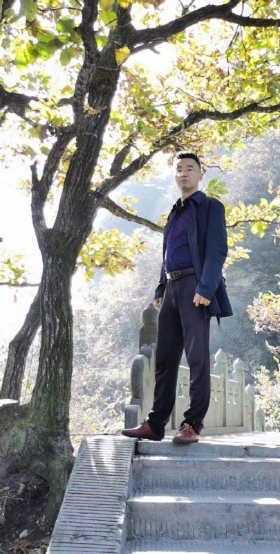 无厘头的第一张照片--深圳蓝颜知己交友网