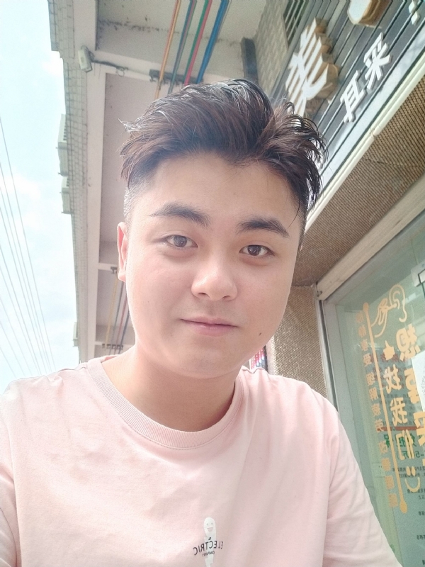 李健诚的第一张照片--深圳蓝颜知己交友网