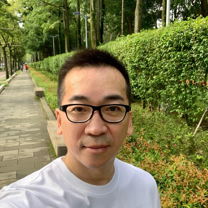 真诚待人的第一张照片--深圳蓝颜知己交友网