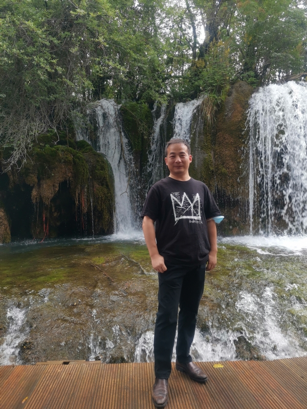 任君君的第一张照片--深圳蓝颜知己交友网