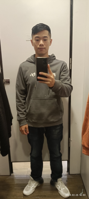 酷酷的少年的第一张照片--深圳蓝颜知己交友网