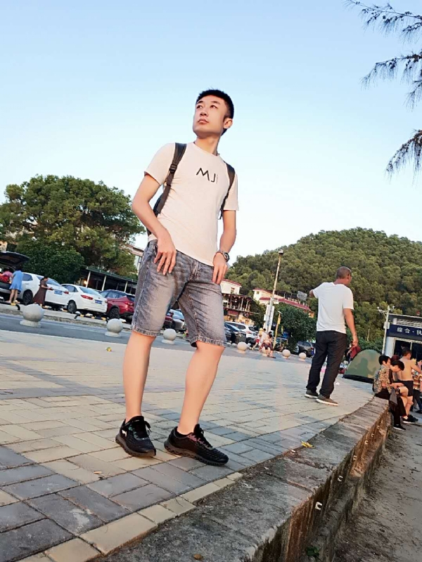 俊皓的第二张照片--深圳蓝颜知己交友网