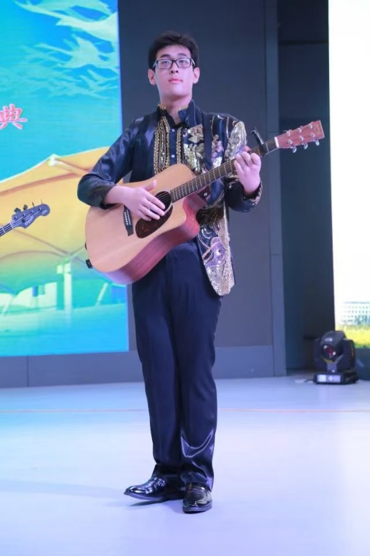 一叶知秋ZG的第一张照片--深圳蓝颜知己交友网